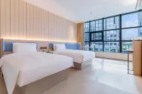 HanTing Hotel (Guiyang Jiaxiu Tower Qingyun Market) - 2성급