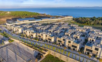 Petram Resort & Residences