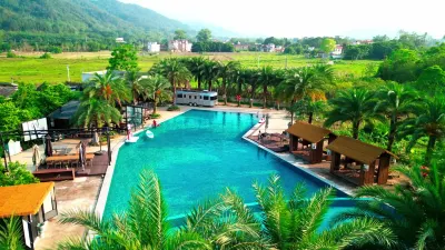 Mingyue Hejian Tangquan B&B Hotels near Shantangzhen Passenger Transport Terminal