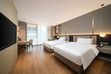 Yayue Hotel (Pujiang Puyuan) Отели рядом с достопримечательностью «Xilai Ancient Town»