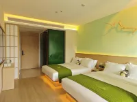 Dragon Cat Elf YOUNG • IS • DIFFERENT Design Hotel Hotel a Liupanshui