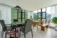 Banshan Yunyi Homestay (Luding Dadu River) Hotels in Luding