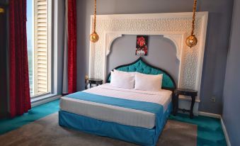 Saraya Corniche Hotel