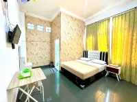 Yani Guesthouse Hotels in Padang Lua
