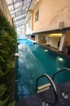 Onyx Pyramids Boutique Hotel