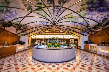 TREASURE BAY HOTEL&RESORT