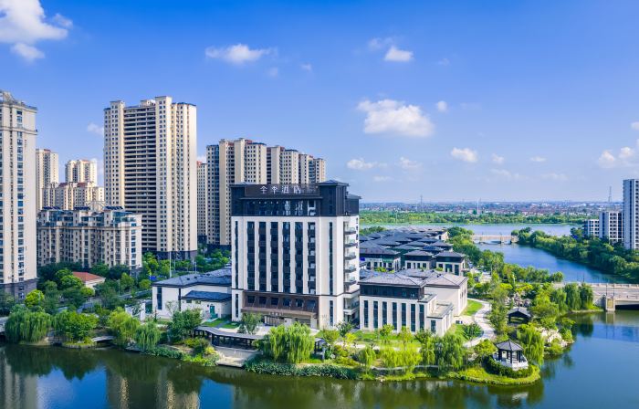 JI Hotel (Taixing Xiangxie Lake Scenic Area Guanhu Commercial Plaza)