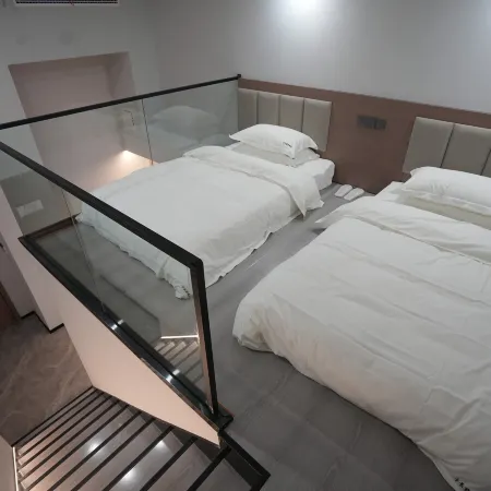 Zichang Frontline E-Sports Hotel