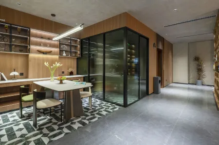 ZhiTian Design Hotel Отели рядом с достопримечательностью «Suzhouhuashanziran Sceneic Area»