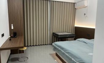 Xiong Family Old House