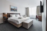 Congress Hotel Ekaterinburg Ural State Pedagogical University, Dorm附近的飯店