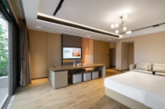 Orange Hotel (Guangzhou Zhongda Subway Station Branch) Hotels in Guangzhou