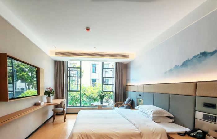 Taihe Jinghu Hotel