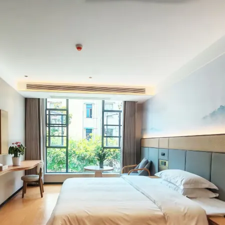 Taihe Jinghu Hotel