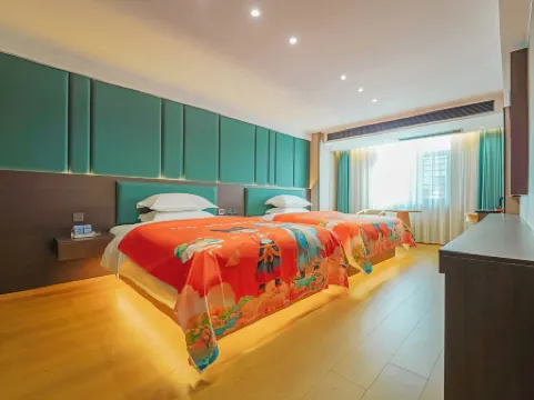 Sanjiang Hotel (Zhaotong Jinhai Building Materials Home City Shenggeng Park Branch)