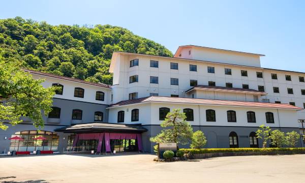 Yamanaka Onsen Kajikaso