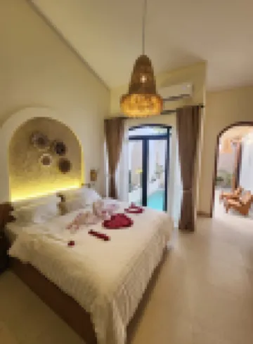 NUMAR VILLAS - bohemian with private pool