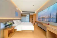 Rongjiang Shengbaili Smart Hotel (Cun Chao Football Field)