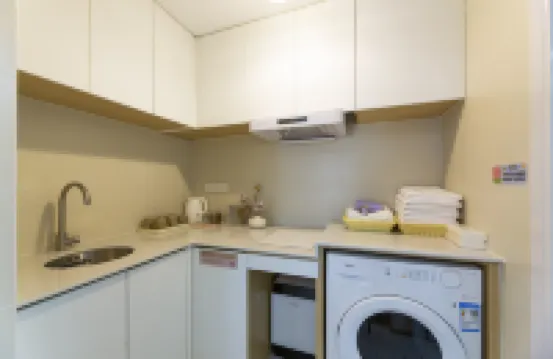 云溪雅宿·設計師影院民宿（南京南站店）