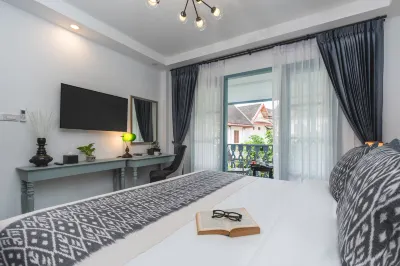 Luangprabang d'or Boutique Hotel Hotels near That Chomsi