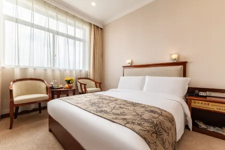 Tsuiying Hotel Отели рядом с достопримечательностью «Baiyun Taoist Temple»