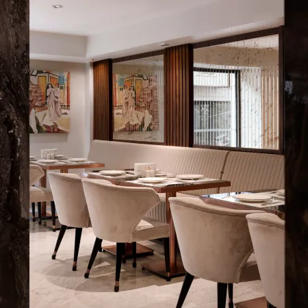 Shining Star Hotel Отели рядом с достопримечательностью «Святая София»