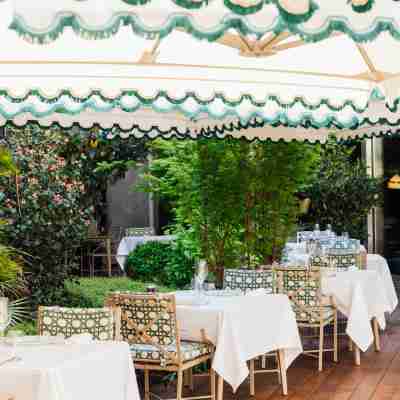 Hotel Barrière Fouquet's Paris Hotel Exterior