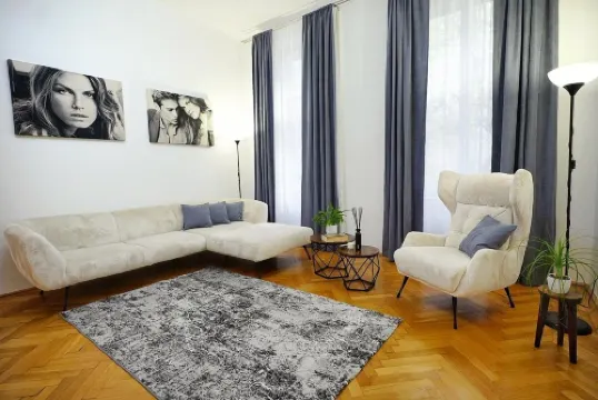 Beautiful 2-Bedroom Apt in the Heart of Vienna