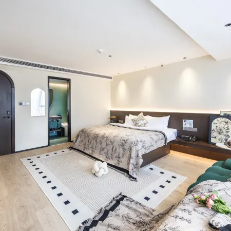 Qianjiao Island Hotel