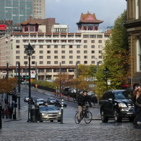 Holiday Inn MONTREAL CENTREVILLE DOWNTOWN by IHG