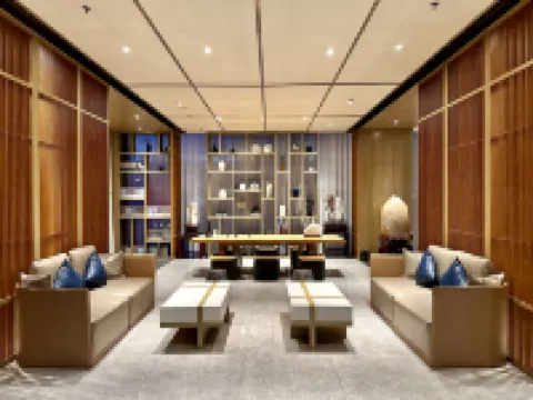 H Hotel (Wanda Plaza Chifeng University Store)