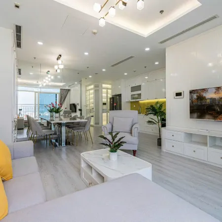 Vinhomes Central Park - KGroup Prime Apartment Отели рядом с достопримечательностью «Куан-Бинь-Тхань»
