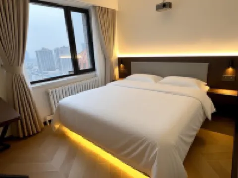 Bolin Audio-visual Homestay (Zhong Yang Street Saint Sophia Cathedral)