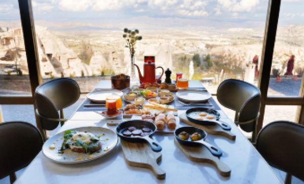 Millstone Cave Suites Hotel