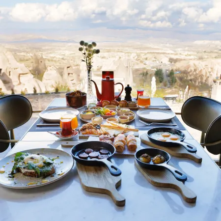 Millstone Cave Suites Hotel