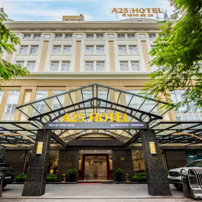A25 Premium Hotel - 705 Lac Long Quan Hotels near Playtime Champion 1250 Lotte Tây Hồ