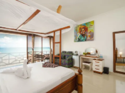 ซีนโอเบียบีชรีสอร์ท โรงแรมในนุงวี