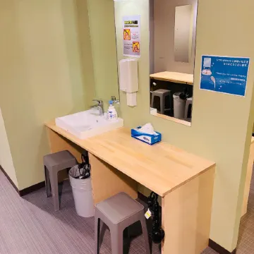 SHIMBASHI KON HOTEL Отели рядом с достопримечательностью «Цукидзи»