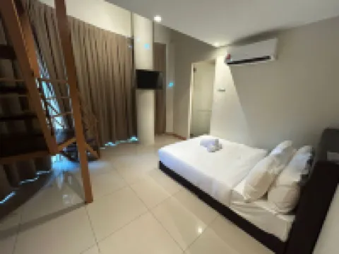 Swing & Pillows - Kota Damansara Hotels near Ara Damansara Park