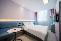 Heguang E-Sports Hotel (Kashgar Old City Scenic Area People's Park) - Esports