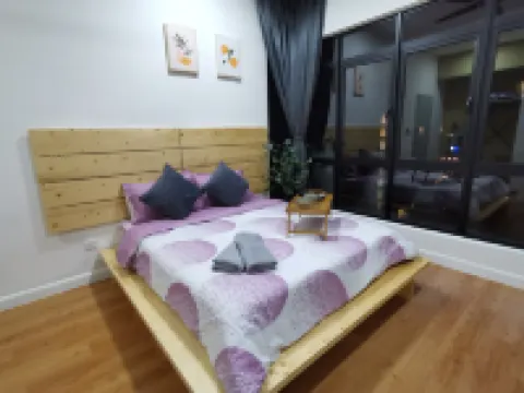HINODE Geniehome 3BR free WIFI and CARPARK at Utropolis Shah Alam