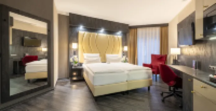 PLAZA INN Schmöker-Hof