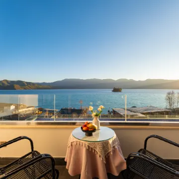 Lugu Lake Yunshang Vacation Apartment (Dazu Valentine's Beach)