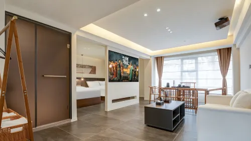 Floral Hotel · Drum Joy Tea Hotel(Xi'an Yongningmen Zhonggu Lou Metro Station) - New