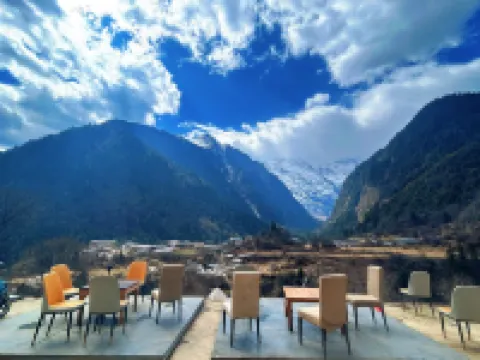 Yubeng impression boutique inn