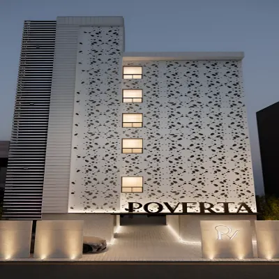 POVERTA HOTEL Hotel berhampiran Sekolah Rendah Gohyeon