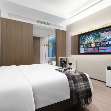STRAIT PLUM INTERNATIONALC HOTEL