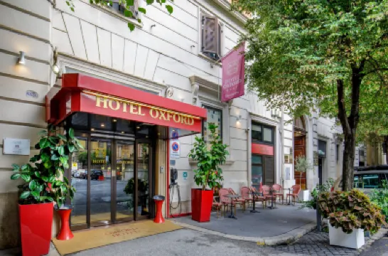 Hotel Oxford Các khách sạn gần Phòng trưng bày Borghese