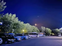โรงแรมขุยถุน - ที่มีที่จอดรถ