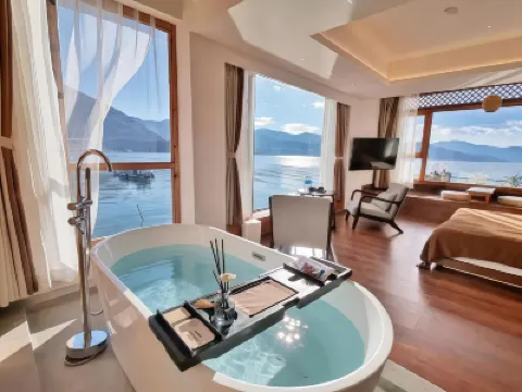 Liaoliaozu Waterfront Inn Hotel di 